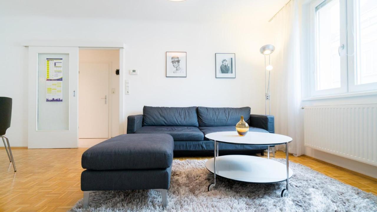 | Rent Now From 1 Week: Furnished 1 Bedroom In 1020 Appartamento